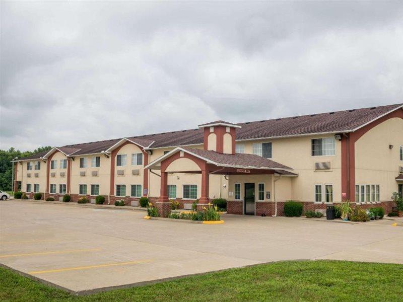 Super 8 By Wyndham Mt. Carmel Il Otel Mount Carmel Dış mekan fotoğraf